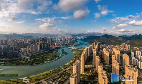 大福州最新房價曝光 同比上漲77.3 五城區(qū)2.7萬,長樂1.5萬,閩侯1.6萬,福清1.2萬 二手房